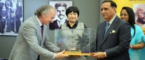 25 October, 2019 Shri Vijay Rupani, CM of Gujarat gifted a charkha to the Academy of Arts of Uzbekistan on this occasion. Youngsters in Tashkent thronged to the exhibition, which will rotate in all major regions of Uzbekistan throughout the year