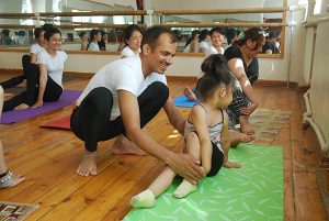 19 June, 2015 Yoga Demo at Barkamol Avlod City Children’s Centre