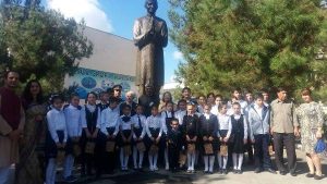 02 October, 2016 Group photo of children of Lal Bahadur Shastri School, Tashkent with H.E. Mr. Vinod Kumar, Ambassador of India