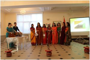 26 January, 2017 Patriotic song Aye Mere Pyare Watan by the Ladies of the Embassy